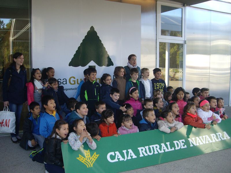 This past 19th of October, our Second Grade visited Casa Gurbindo. We travelled to Aranzadi Park on a train that picked us up at our school! At Casa Gurbindo, we [&hellip;]