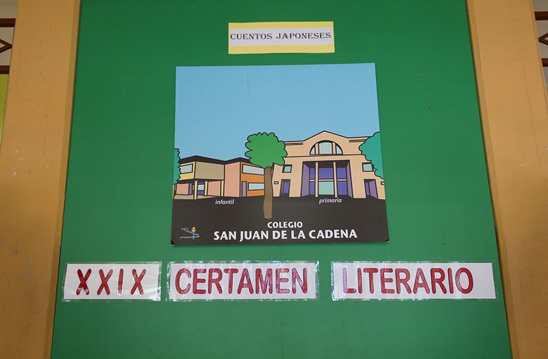 Tras una semana intensa de actividades para conmemorar el Día de Libro, celebramos el certamen literario 2108 en el que los premiados del relato e ilustración de cada curso, leyeron [&hellip;]