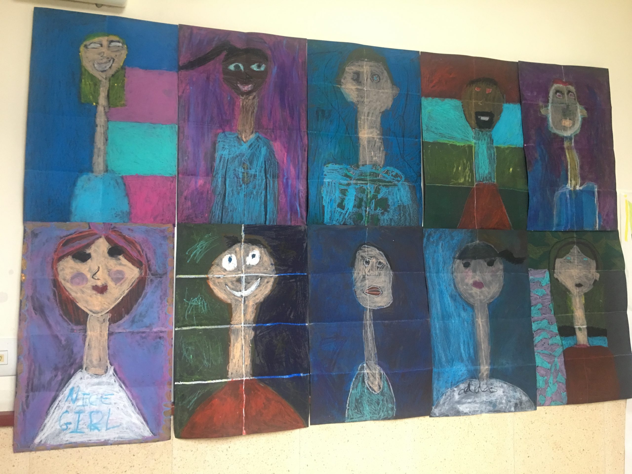 La primera actividad de arte que realizaron los alumnos de tercero fue un auto-retrato. Los materiales usados fueron cera sobre cartulina. Más abajo tenéis más información del trabajo y unas [&hellip;]