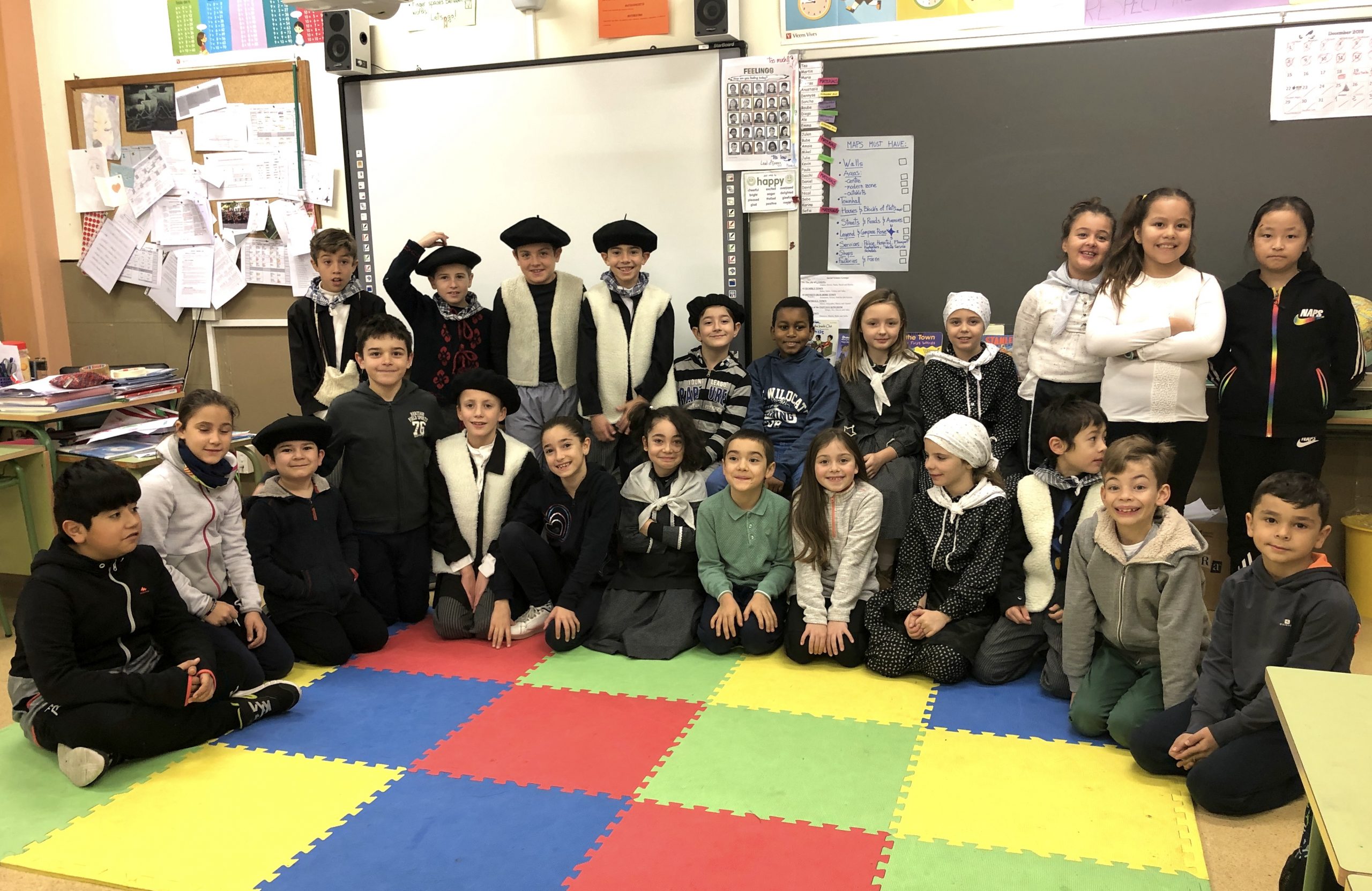 También fue momento de despedidas de un compañero muy querido para todos. Después de la merendola, y fomentando el reciclaje, los alumnos hicieron manualidades con los platos de plástico. Y [&hellip;]