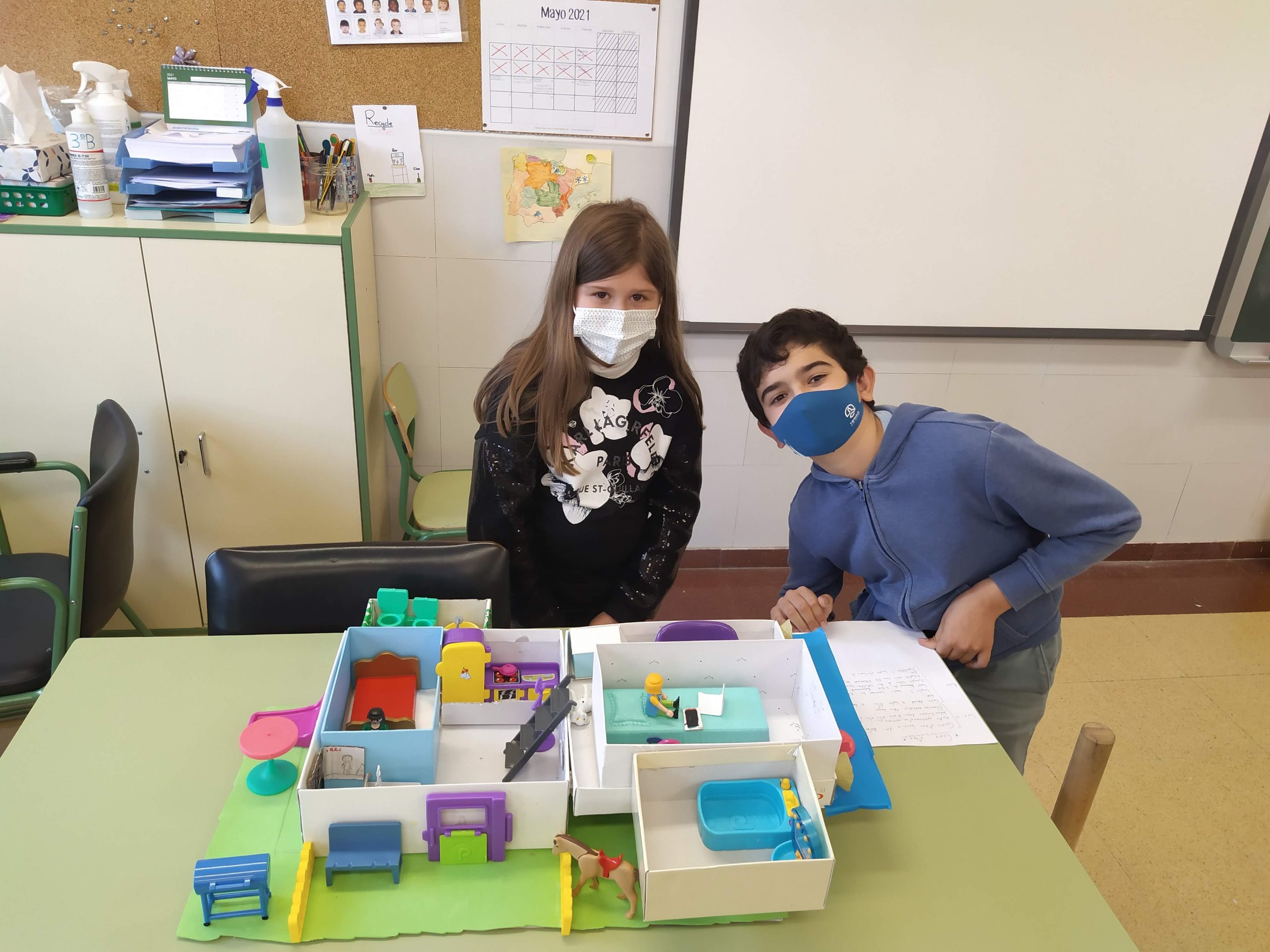 Kaixo bihotzak! 3.mailako ikasleak beraien ametsetako etxea egin dute. Maketa eta plano zoragarriak sortu dituzte. Lan bikaina egin dute beste behin, ZORIONAK!  Muxu zaparrada!  Kaixo bihotzak! El alumnado de 3° ha creado [&hellip;]