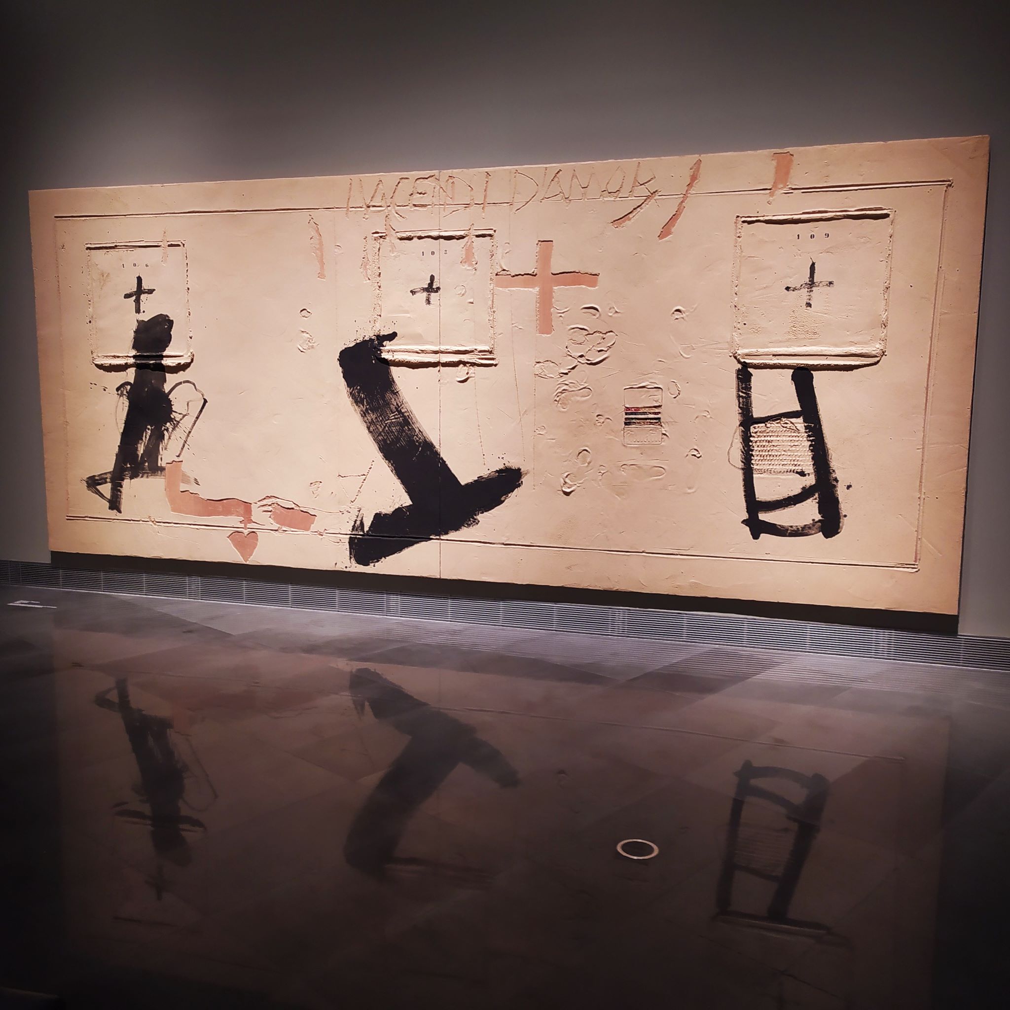 Visita guiada al Museo Universidad de Navarra del alumnado de 4ºA y B para trabajar las obras artísticas de Antoni Tapies, especialmente “Incendi d’amor” y realizar un mural colaborativo en [&hellip;]