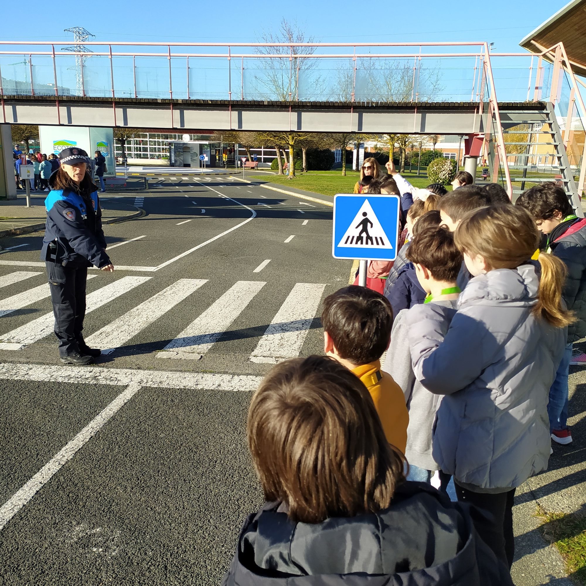 El martes 28 de marzo, para finalizar el segundo trimestre, visitamos el Parque Polo en el polígono de Landaben. El alumnado disfrutó mucho con todas las actividades realizadas en los [&hellip;]
