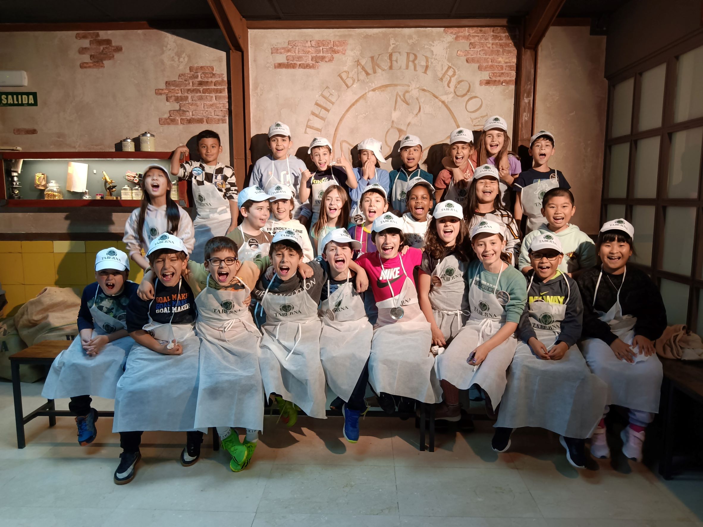 Hemos estado en Panasa y lo hemos pasado ¡genial! hemos sido capaces de resolver todos los retos que nos ha planteado la “escape room”, y no solo eso, además, después [&hellip;]