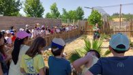 Como destino de fin de curso hemos ido a “Tierra Rapaz” en Calahorra. Hemos visto muchas especies de animales y aves. También hemos asistido a exhibiciones de aves rapaces y de [&hellip;]