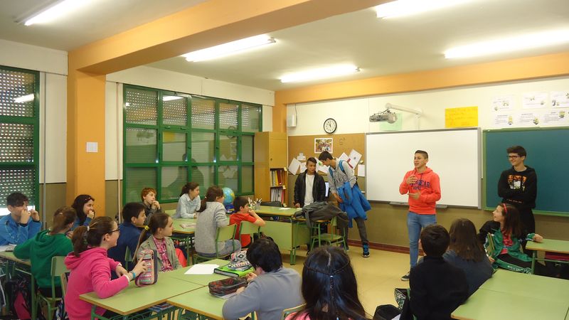 El pasado mes de marzo, alumnos y alumnas de 4º de la ESO del IES Navarro Villoslada nos visitaron para informar al alumnado de 5º y 6º de primaria de [&hellip;]