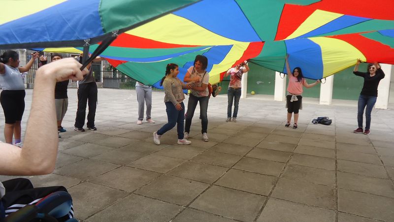 Un año más el alumnado de 5º de primaria recibió al alumnado del colegio Andrés Muñoz. Se organizaron distintas actividades en las que participó todo el alumnado. Comenzaron con el [&hellip;]