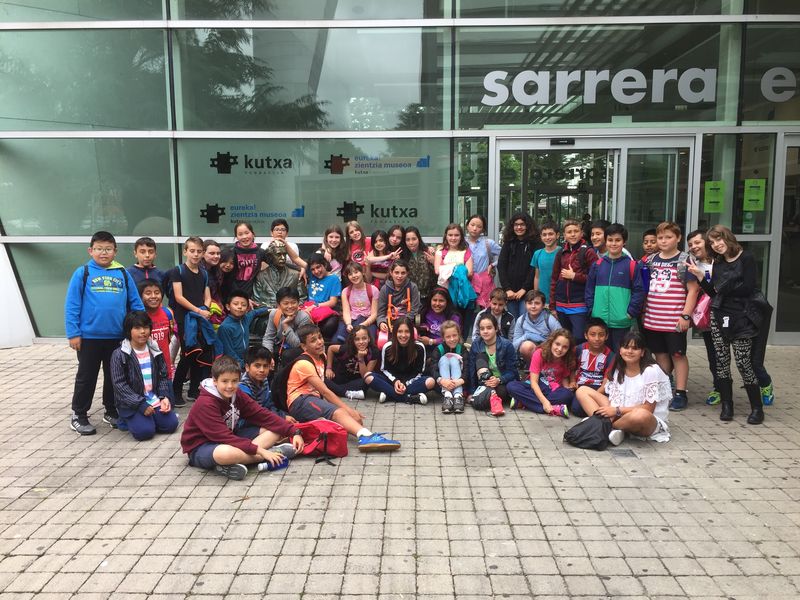 Como cada curso, el alumnado de 5º de primaria realizó su salida final al Museo de las Ciencias de San Sebastián, además de hacer una visita guiada por el museo, [&hellip;]