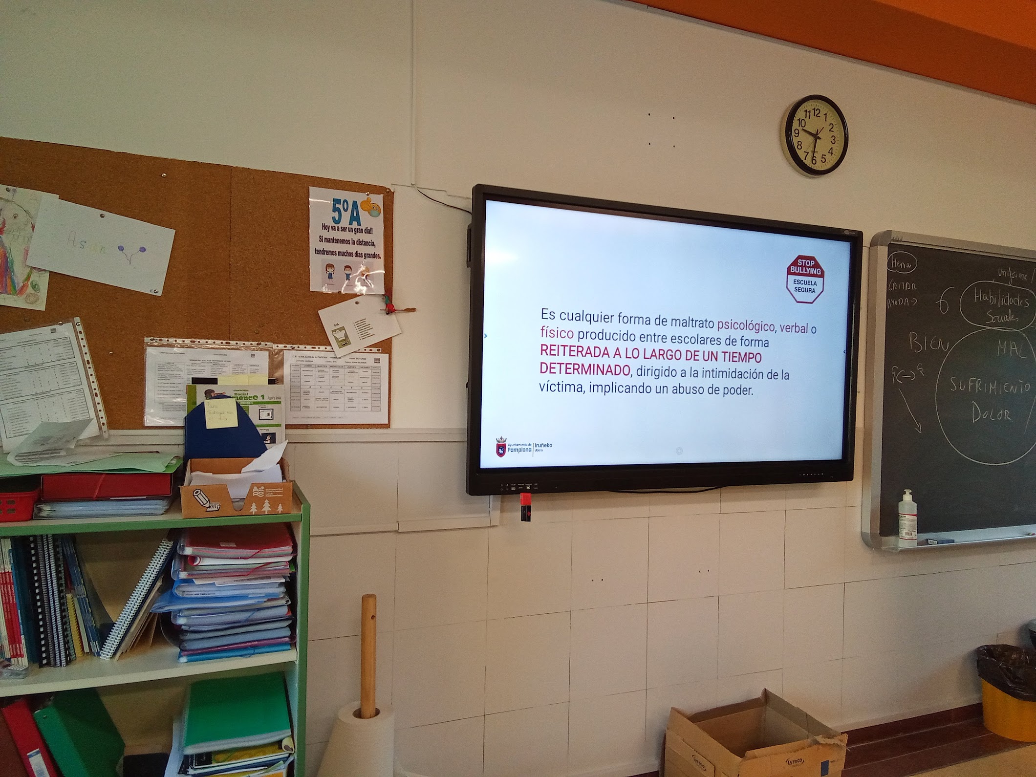 Este pasado miércoles 13 de octubre, los tres grupos de 5º recibieron a la policía municipal para tratar el tema del «Acoso Escolar». El alumnado aprendió sobre los distintos tipos [&hellip;]