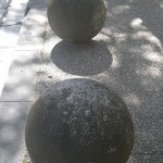 Esferas en la calle
